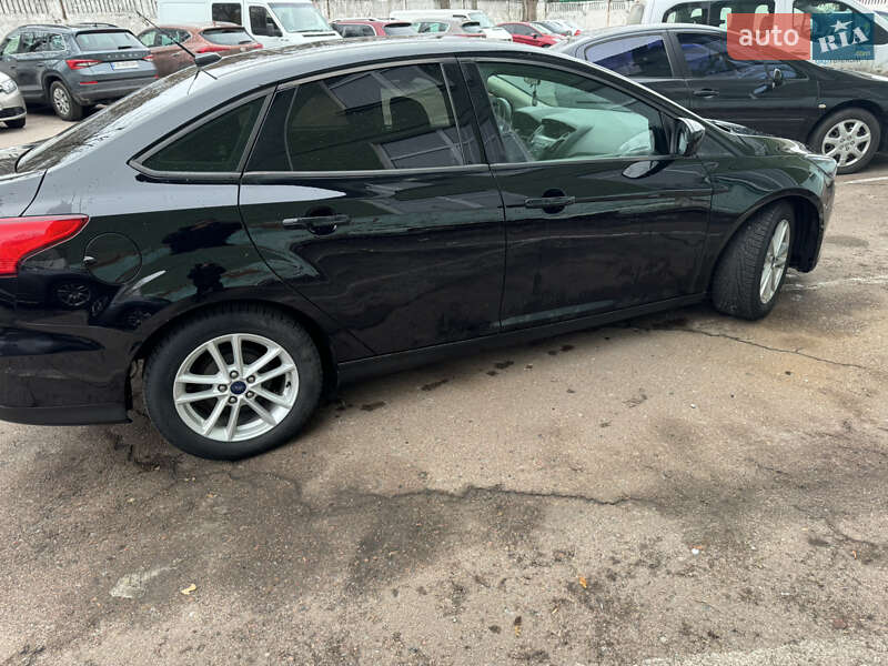 Седан Ford Focus 2018 в Чернигове