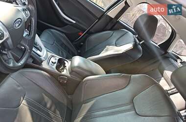 Хэтчбек Ford Focus 2014 в 