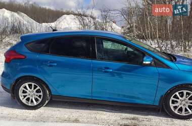 Хэтчбек Ford Focus 2016 в 