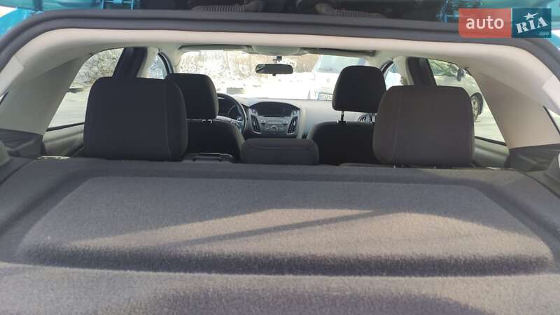 Хетчбек Ford Focus 2016 в Тернополі