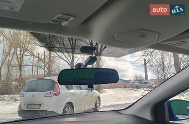 Хэтчбек Ford Focus 2016 в 