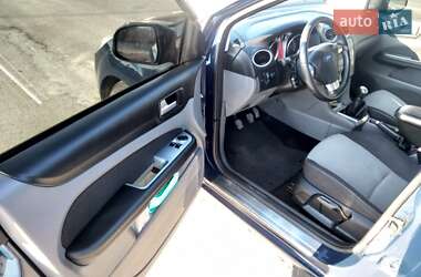 Универсал Ford Focus 2010 в 