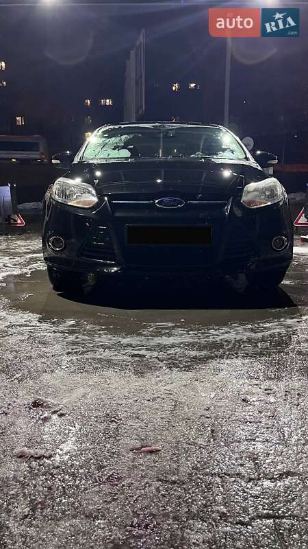 Седан Ford Focus 2012 в Каменском фото 3 Седан Ford Focus 2012 в Каменском