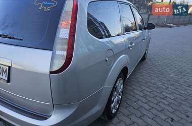 Універсал Ford Focus 2008 в Жовкві