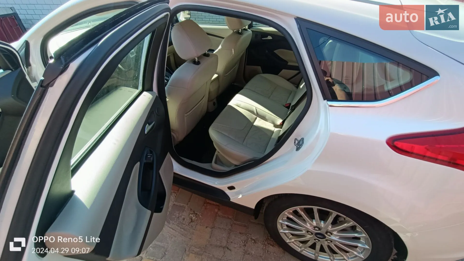 2013 Ford Focus - мініатюра 15