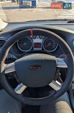Седан Ford Focus 2008 в 