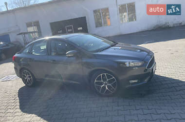 Седан Ford Focus 2017 в 