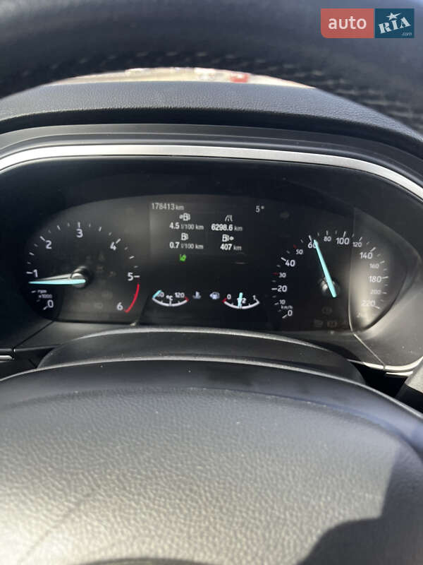 Хетчбек Ford Focus 2020 в Тернополі