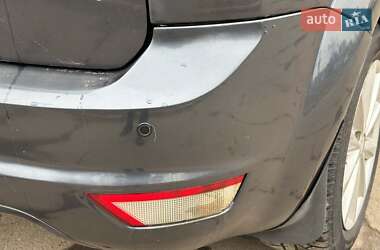 Хетчбек Ford Focus 2011 в 