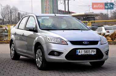 Седан Ford Focus 2010 в Львове