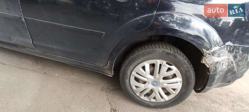 Хэтчбек Ford Focus 2007 в Киеве