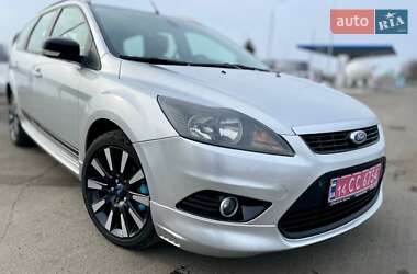 Универсал Ford Focus 2010 в Хороле