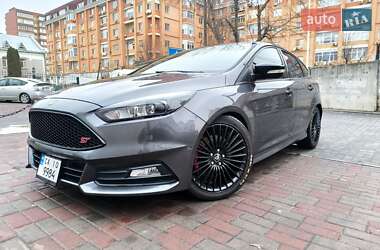 Хэтчбек Ford Focus 2017 в Черкассах