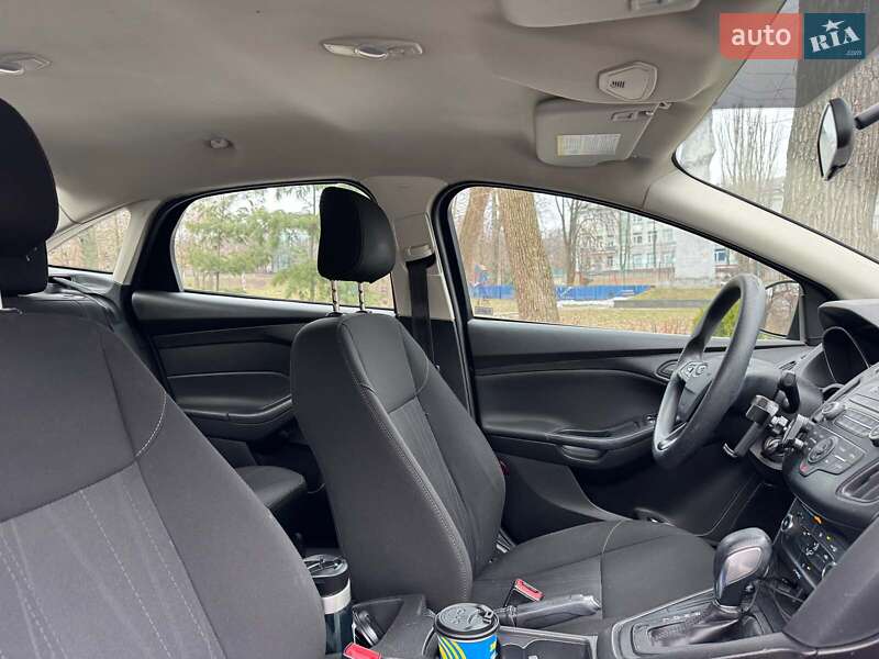 Седан Ford Focus 2017 в Киеве