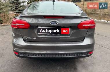 Седан Ford Focus 2017 в 