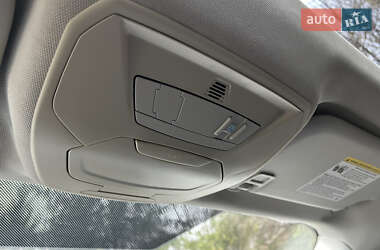 Хэтчбек Ford Focus 2013 в 