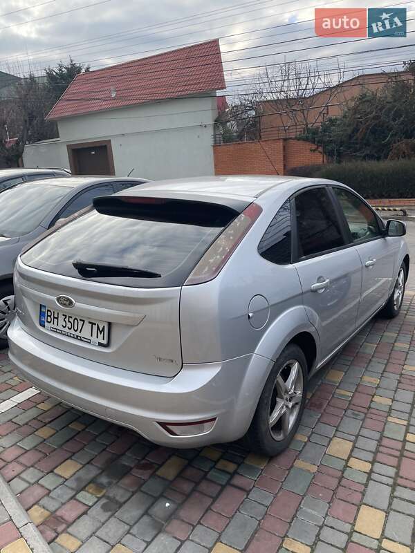 Хэтчбек Ford Focus 2010 в Одессе