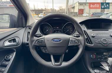 Седан Ford Focus 2017 в 