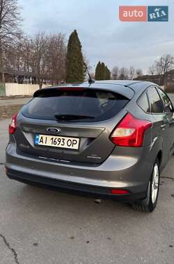 Хэтчбек Ford Focus 2014 в 