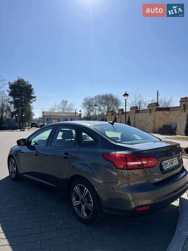 Седан Ford Focus 2017 в Одессе