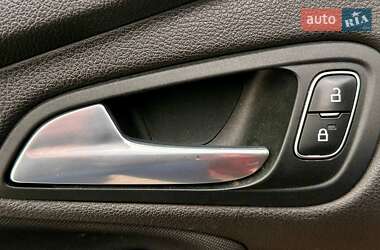 Седан Ford Focus 2018 в 