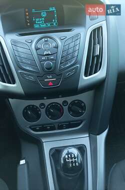Универсал Ford Focus 2014 в 