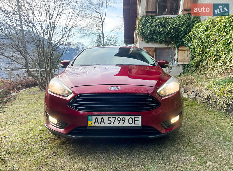 Хэтчбек Ford Focus 2016 в Киеве фото 4 Хэтчбек Ford Focus 2016 в Киеве