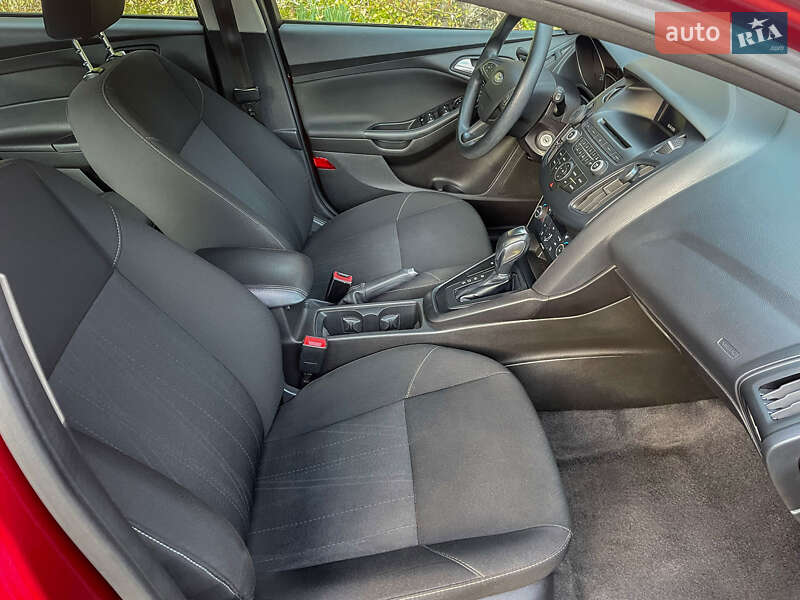 Хэтчбек Ford Focus 2016 в Киеве фото 24 Хэтчбек Ford Focus 2016 в Киеве
