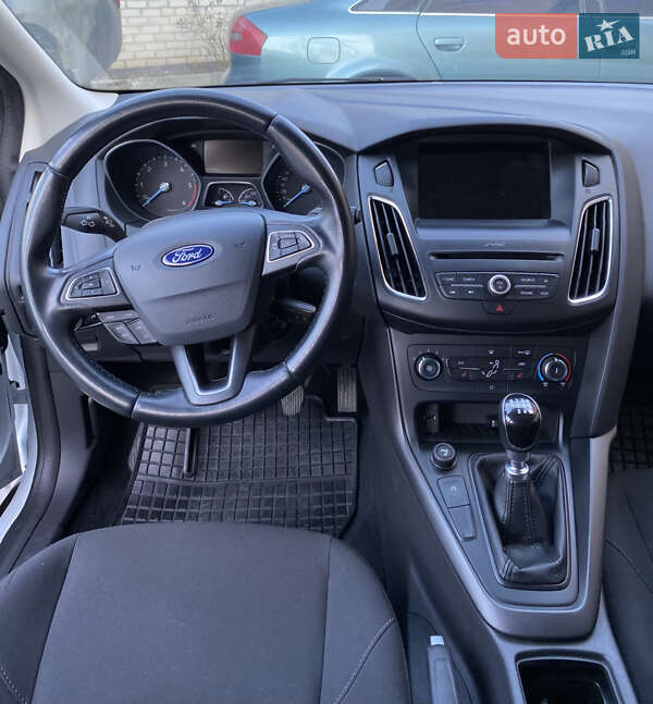 Универсал Ford Focus 2017 в Житомире фото 16 Универсал Ford Focus 2017 в Житомире
