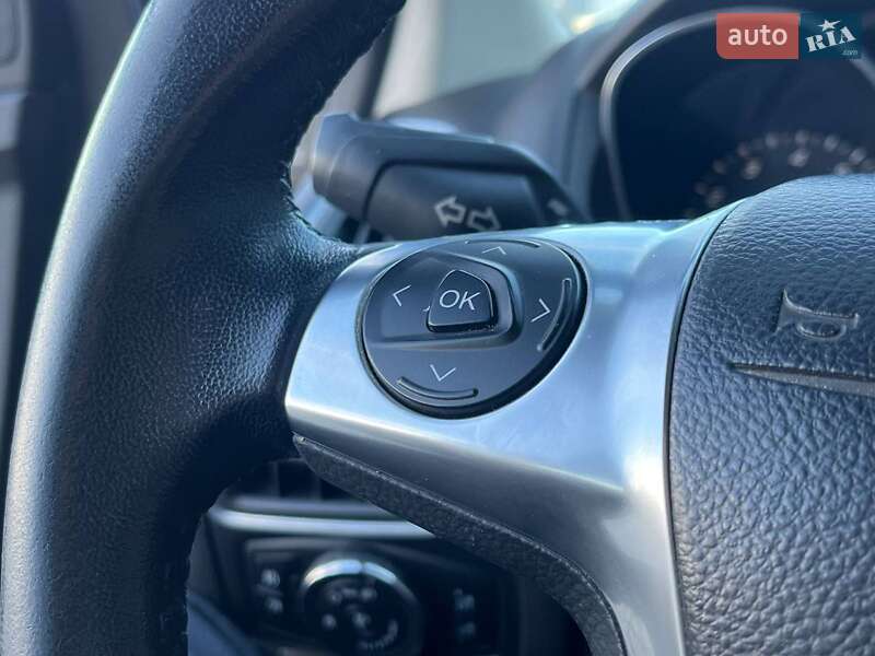Хэтчбек Ford Focus 2013 в Львове