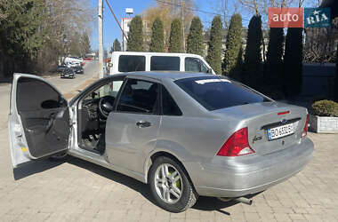Седан Ford Focus 2002 в 