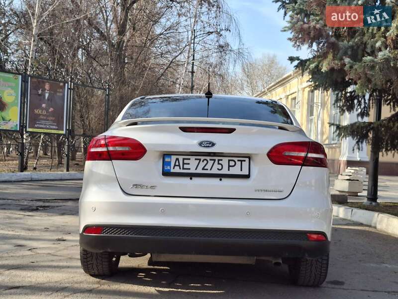 Седан Ford Focus 2017 в Кропивницком