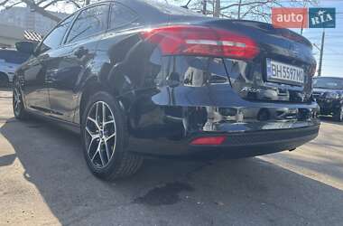 Седан Ford Focus 2017 в 