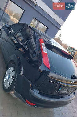 Хэтчбек Ford Focus 2007 в 