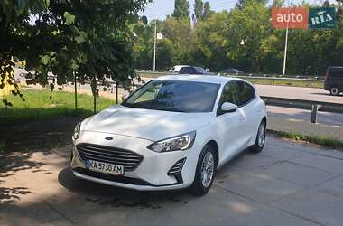 Хэтчбек Ford Focus 2019 в 