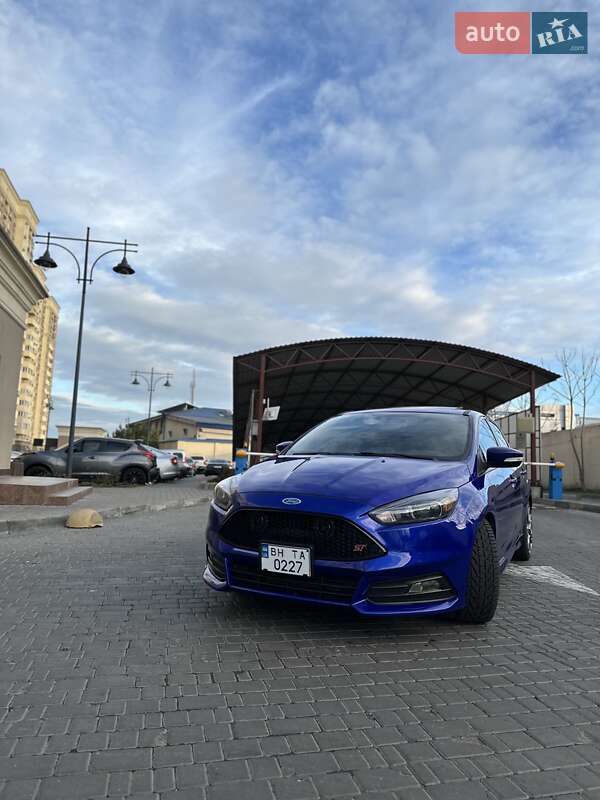 Хэтчбек Ford Focus 2015 в Одессе фото 3 Хэтчбек Ford Focus 2015 в Одессе