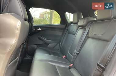 Хэтчбек Ford Focus 2013 в 