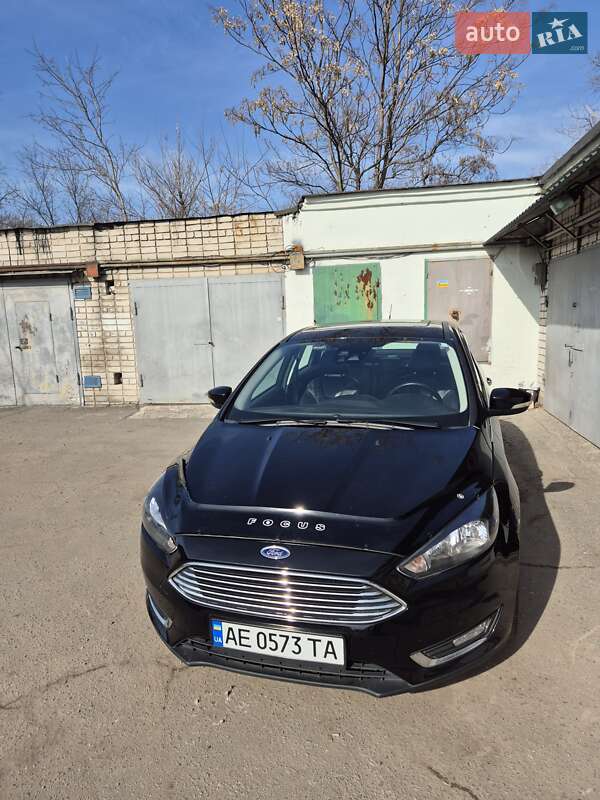 Седан Ford Focus 2016 в Днепре