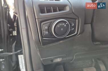 Седан Ford Focus 2016 в 