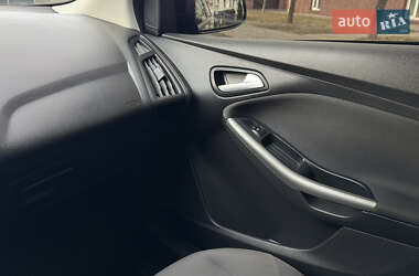 Универсал Ford Focus 2014 в 