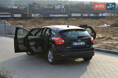 Хэтчбек Ford Focus 2014 в 