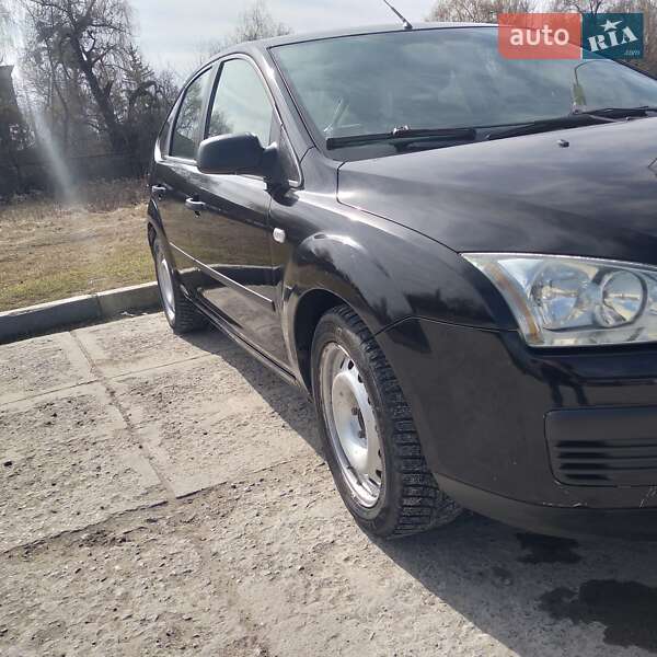 Хэтчбек Ford Focus 2005 в Каменец-Подольском