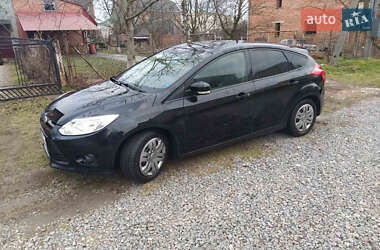 Хетчбек Ford Focus 2011 в 