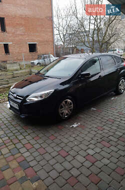 Хетчбек Ford Focus 2011 в 