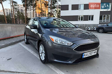 Седан Ford Focus 2016 в Киеве