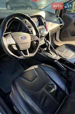 Хэтчбек Ford Focus 2017 в 