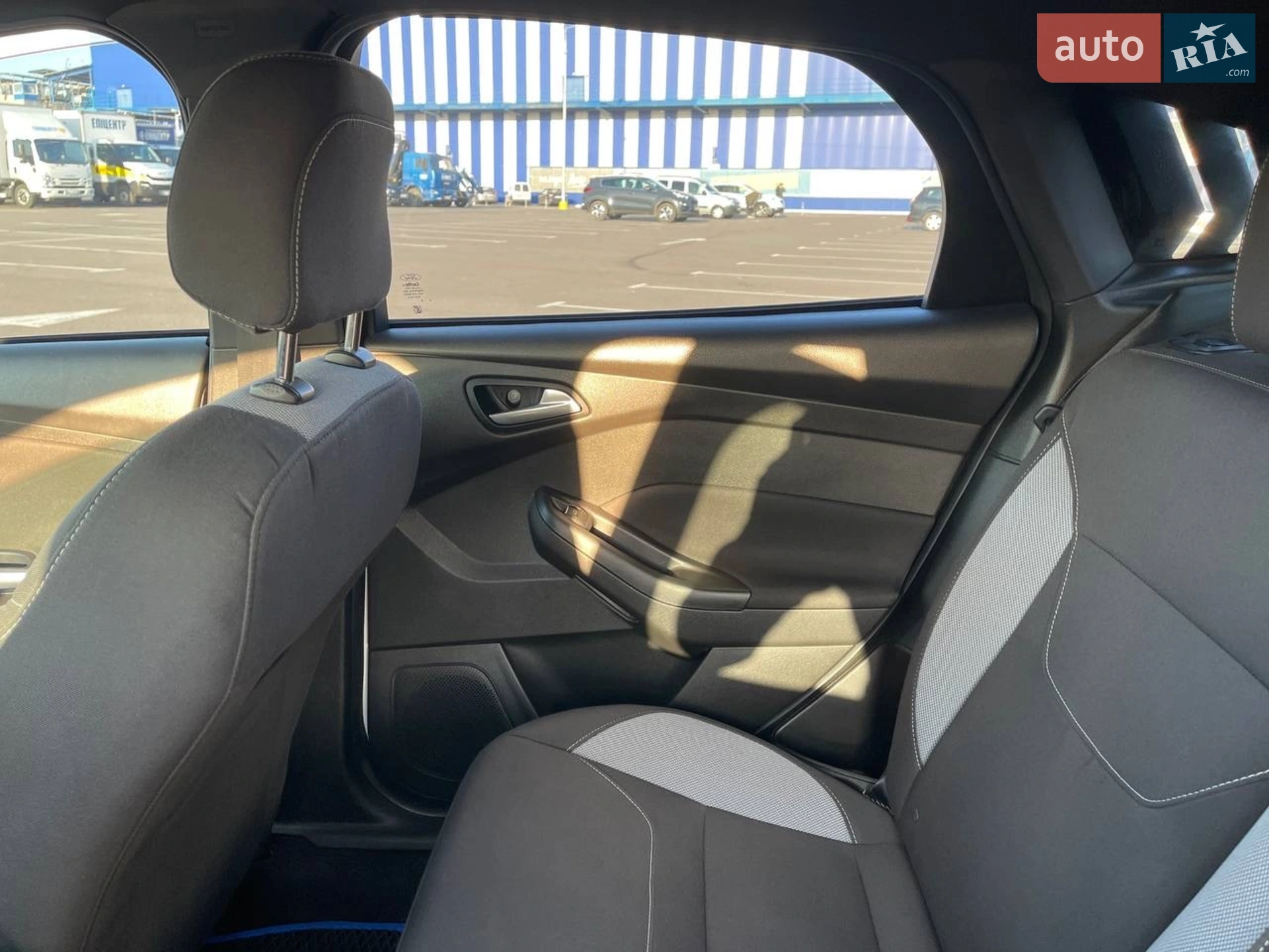 2016 Ford Focus - мініатюра 21