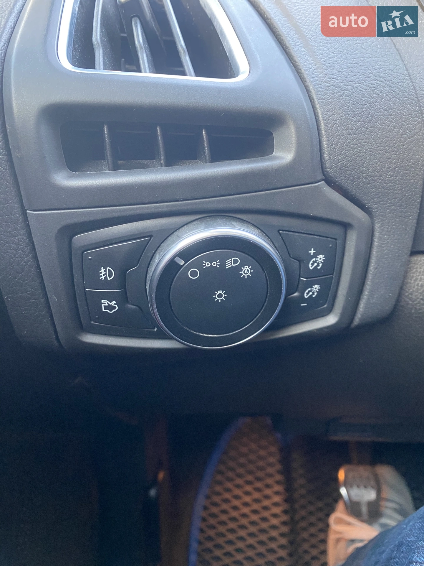 2016 Ford Focus - мініатюра 28