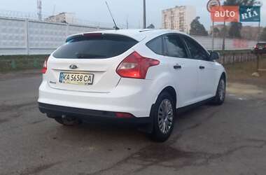 Хэтчбек Ford Focus 2013 в 
