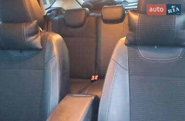 Хэтчбек Ford Focus 2013 в 
